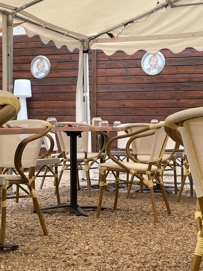 Logis Hotel Restaurant Le Monarque Blois Exterior foto
