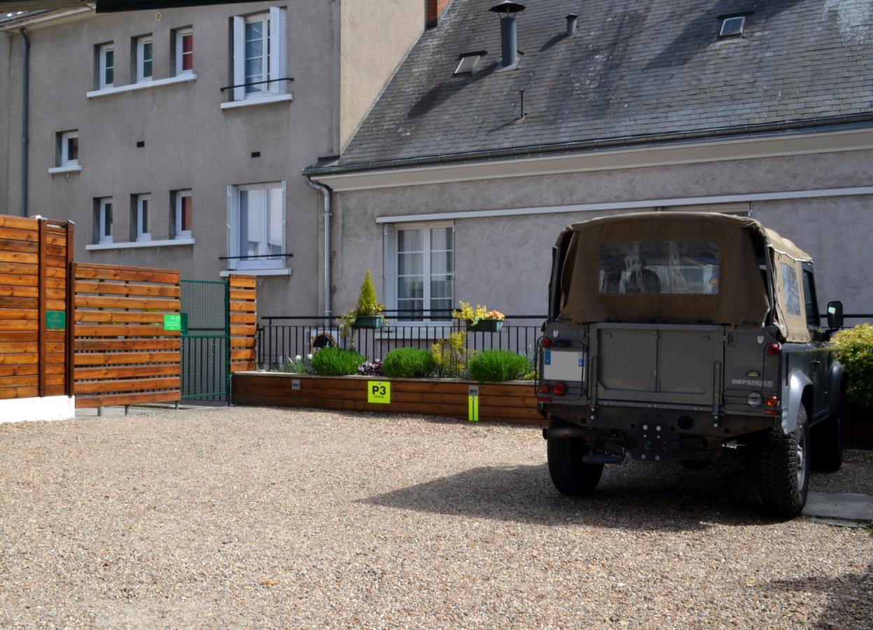 Logis Hotel Restaurant Le Monarque Blois Exterior foto