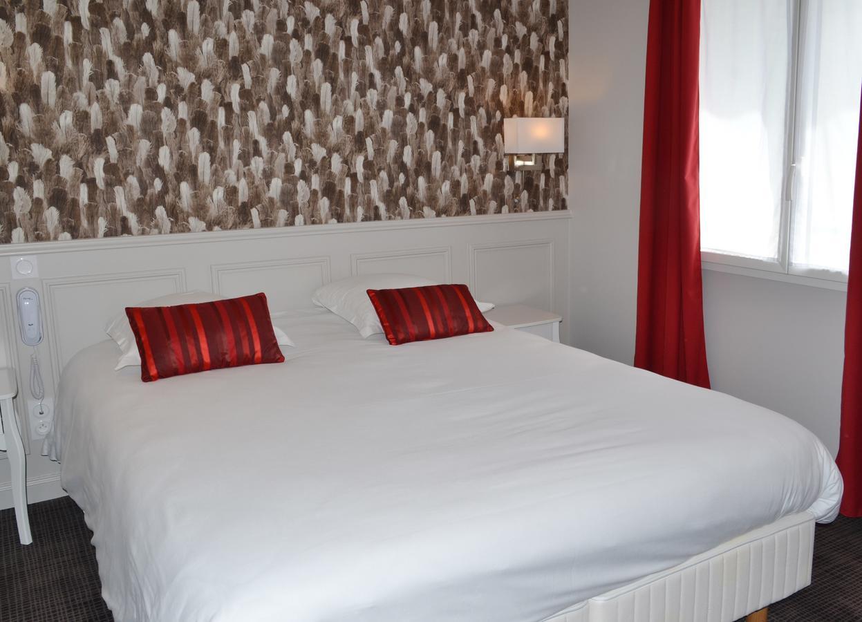 Logis Hotel Restaurant Le Monarque Blois Exterior foto